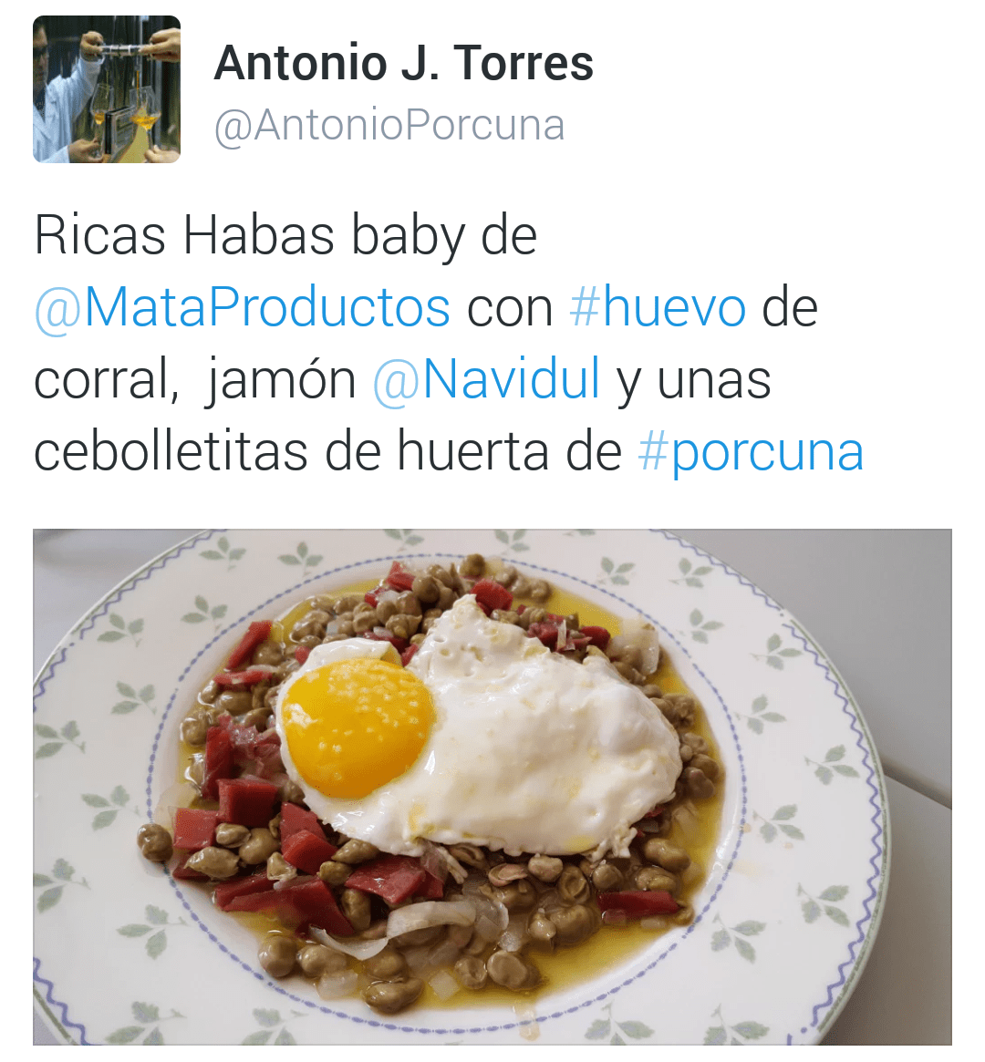 Ricas Habas baby de @MataProductos con #huevo de corral,  jamón @Navidul y unas cebolletitas de huerta de #porcuna