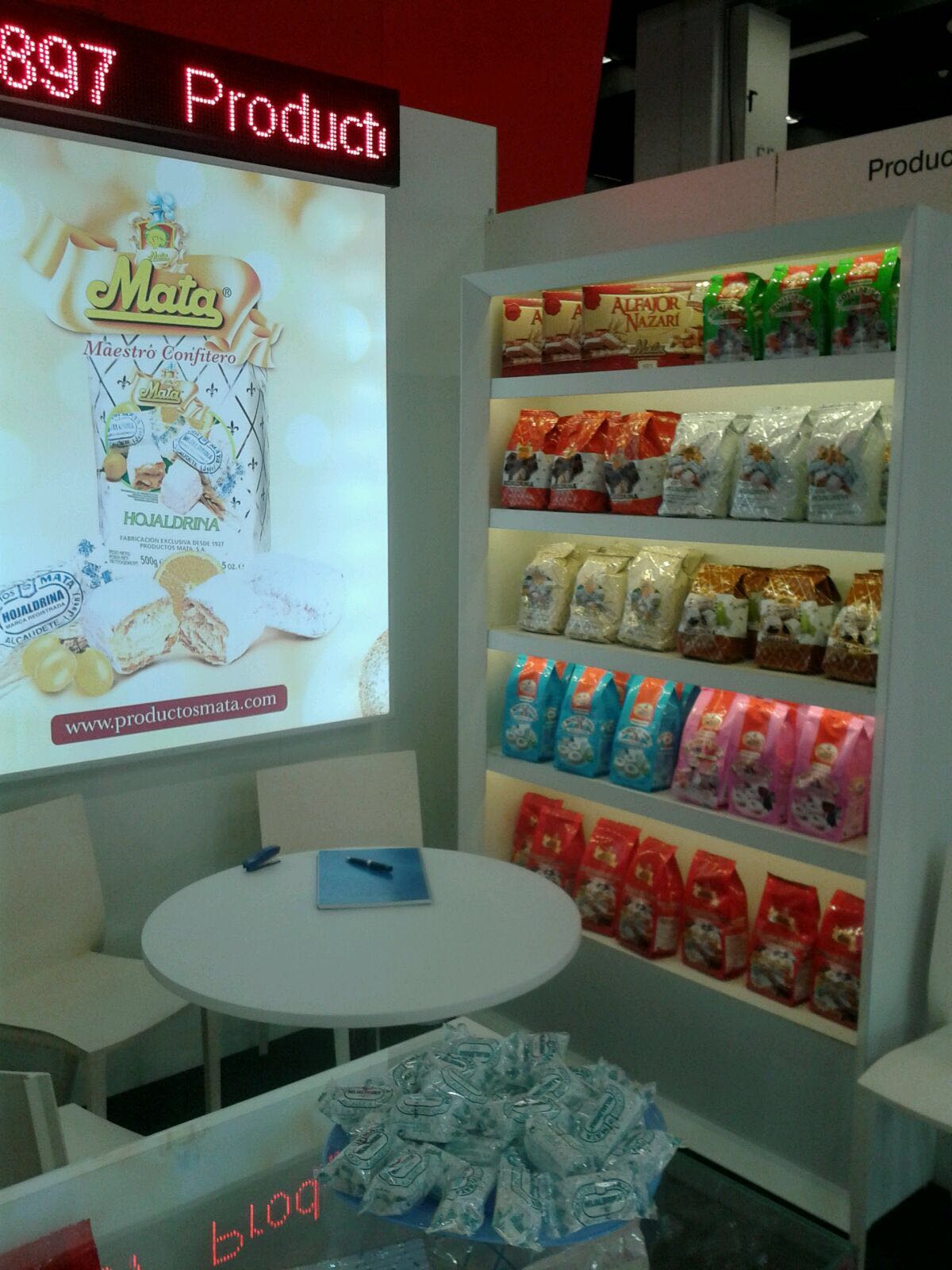 Productos Mata presente en la feria internacional #ISM2017 en Colonia (Alemania) #ismcologne 